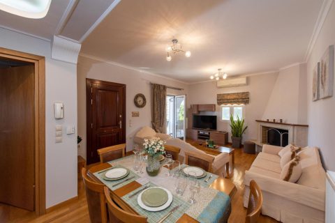 Paris Family Villa