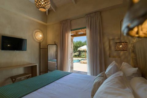 Terra Oleana • Carpos