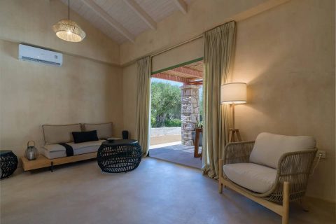 Terra Oleana • Riza