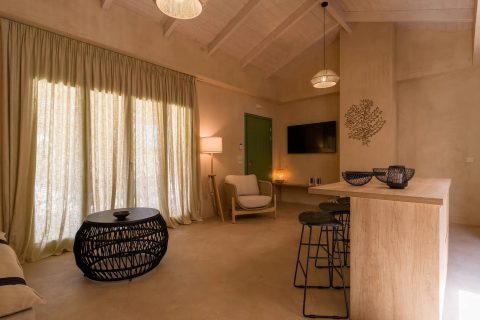 Terra Oleana • Riza