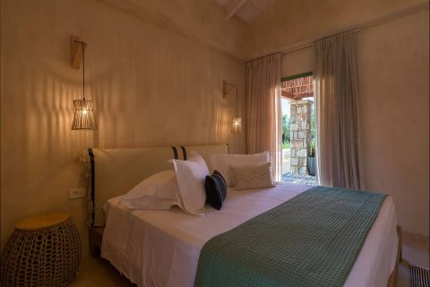 Terra Oleana • Riza