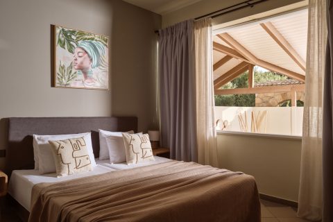 Ilision Contemporary Living Condo I