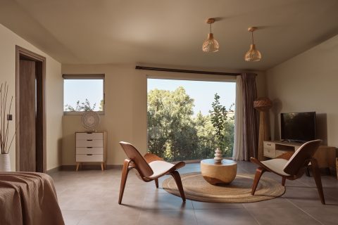 Ilision Contemporary Living Condo I