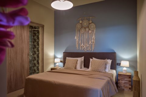 Ilision Contemporary Living Condo I