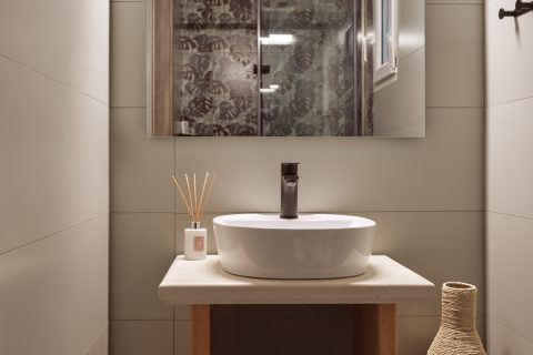 Ilision Contemporary Living Condo I