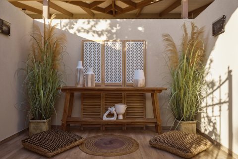 Ilision Contemporary Living Condo I