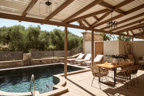 Ilision Contemporary Living Condo IΙ