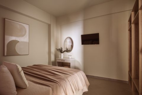 Ilision Contemporary Living Condo IΙ